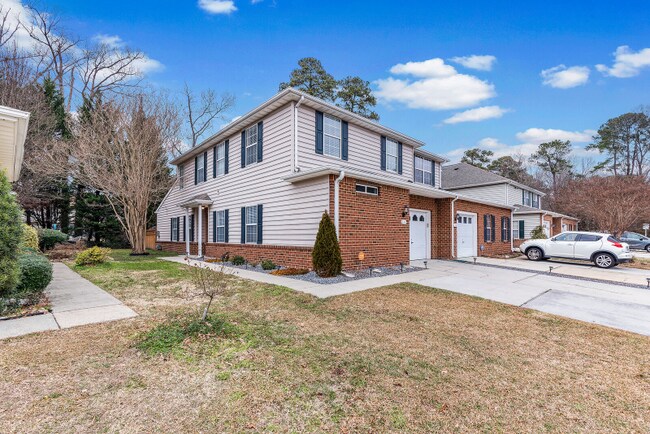Foto del edificio - 311 Belmont Cir