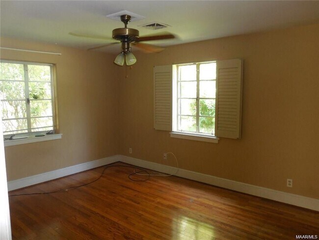 Foto del edificio - 3369 Narrow Lane Rd