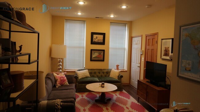 Foto del edificio - 1443 N Bosworth Ave