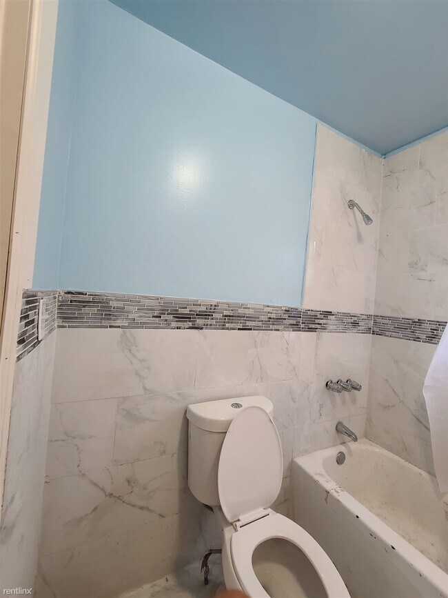 Building Photo - 3 br, 1 bath House - 7759 Sherwood Street