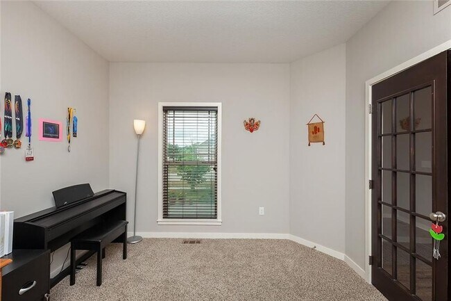 Building Photo - 7852 Beechtree Ln