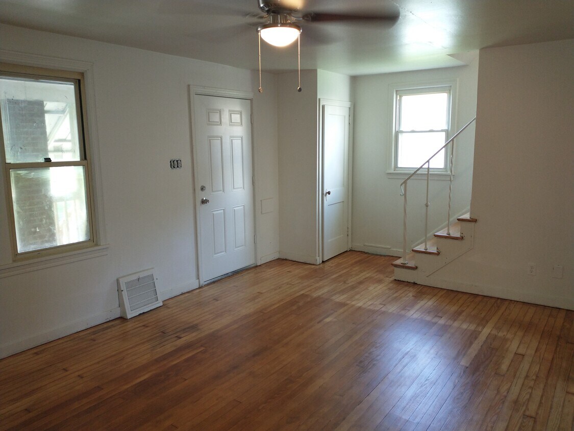 623 Allegheny Ave, Glassport, PA 15045 House Rental in Glassport, PA