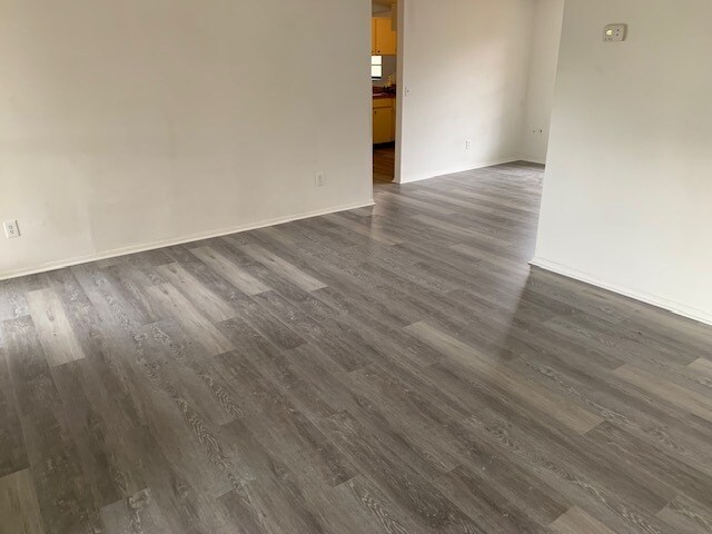 Building Photo - 9601 Shalimar Ct