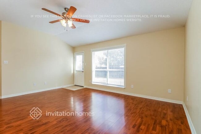 Foto del edificio - 8724 Eaglestone Way