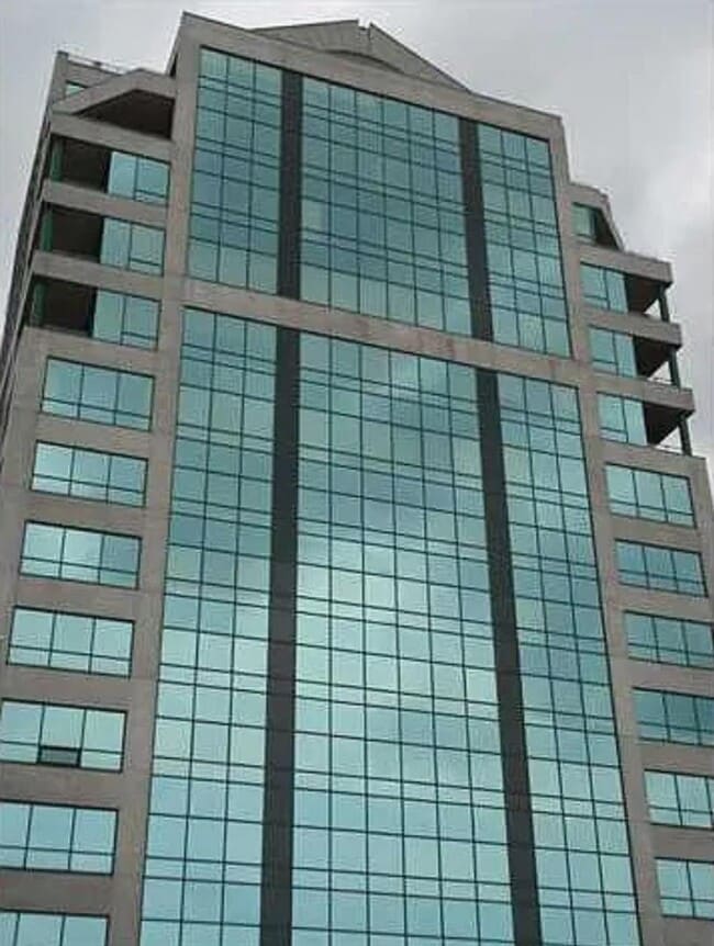 Building Photo - 610 Main St