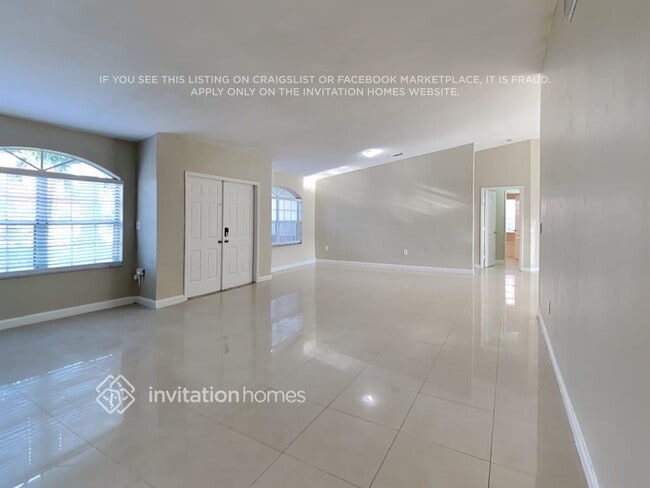 Building Photo - 18329 SW 152nd Ave