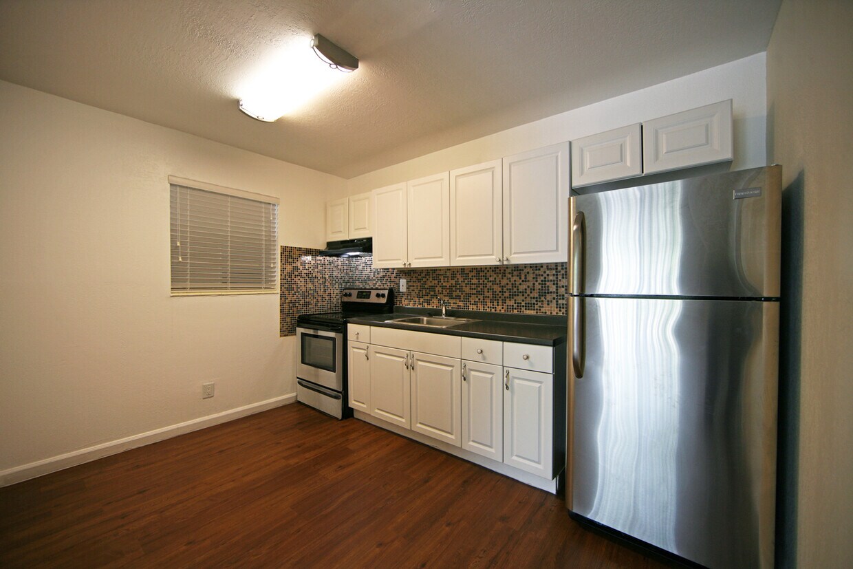 Ashley Place Apartments North Miami, FL