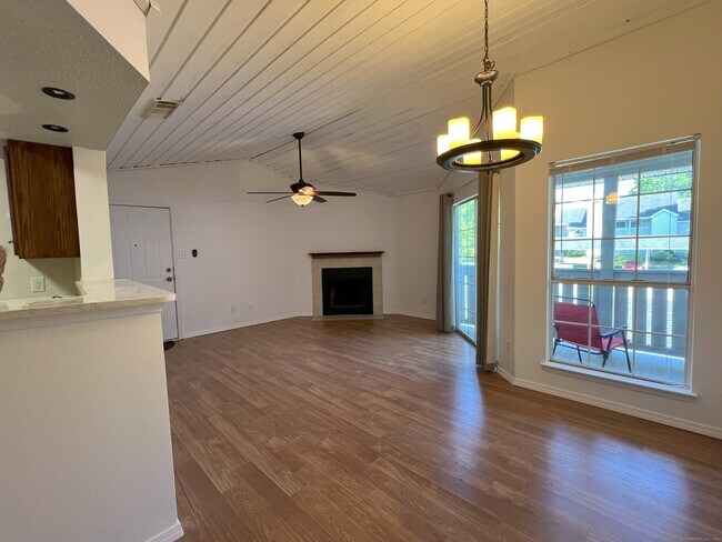 Foto del edificio - 91 Crown Knoll Ct