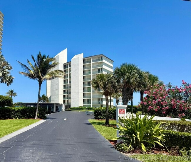 Building Photo - 5400 N Ocean Dr