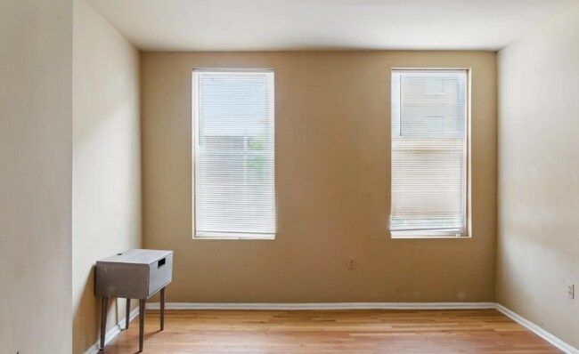 Foto del edificio - 1414 E Oliver St