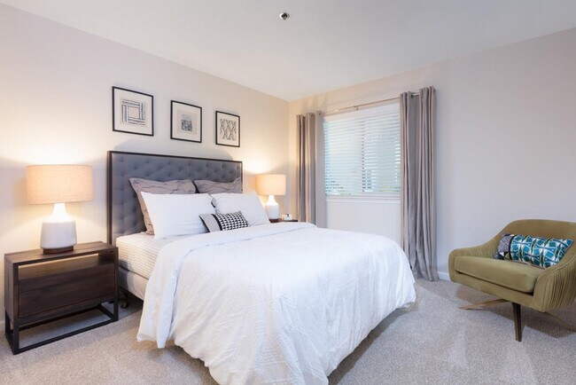 Foto del edificio - 1000 Escalon Ave