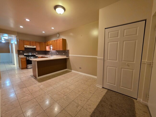 Foto del edificio - 6739 S Merrill Ave