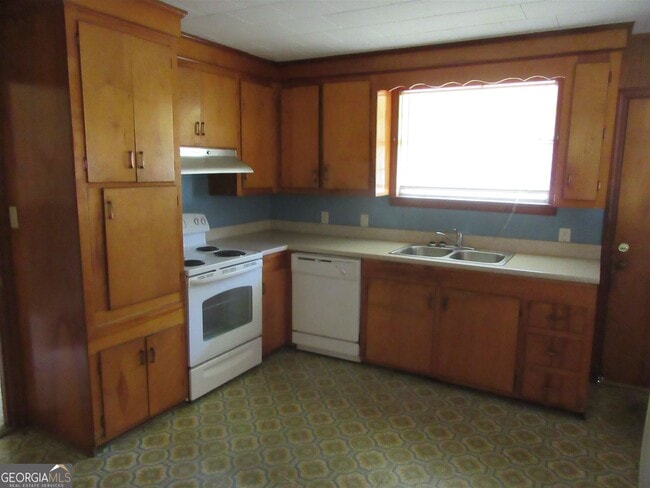 Building Photo - 125 Lanier Dr