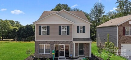 Building Photo - 2224 Lilium Dr