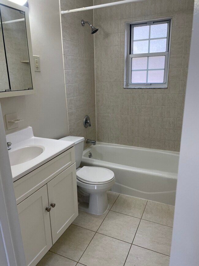 Foto del edificio - Pompton Hills