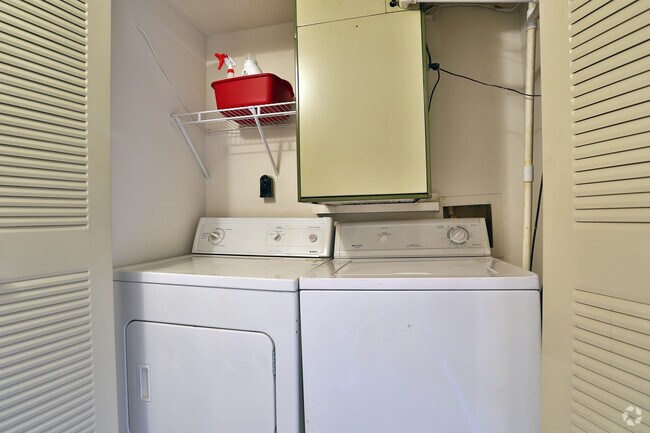 2 habitaciones, 2 baños - 1000 pies cuadrados - KRC Chester Place