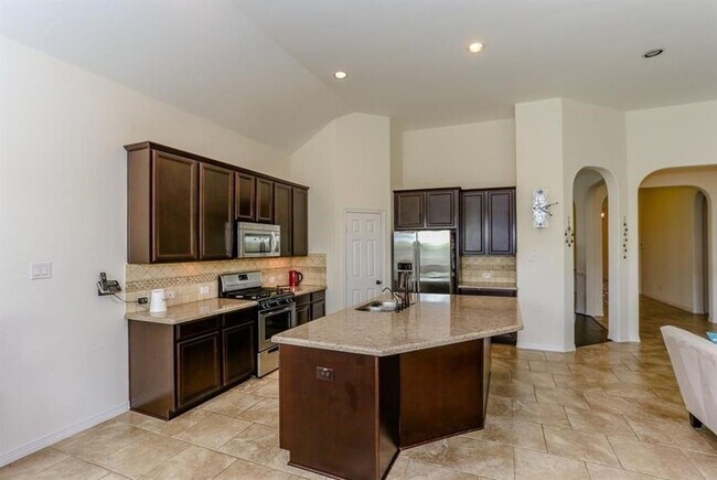 Foto del edificio - 6014 Cambry Landing Ln
