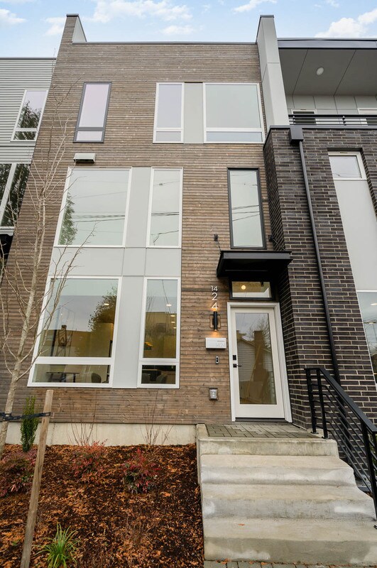 Primary Photo - 1424 N 80th St