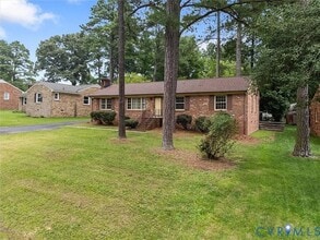 Building Photo - 9715 Alfaree Rd