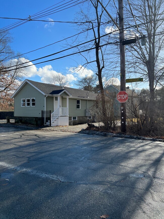 Building Photo - 70 Burroughs Rd