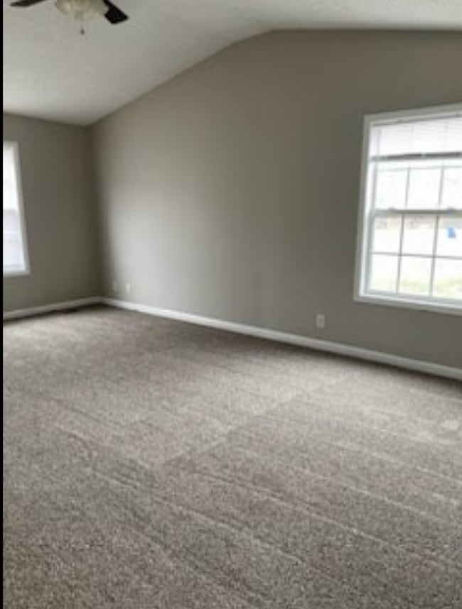 Building Photo - 440 Terrier Way