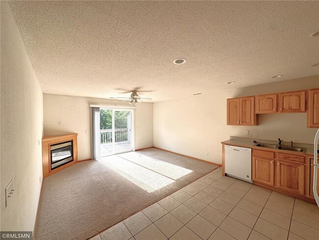 Foto del edificio - 1271 Pinewood Trail