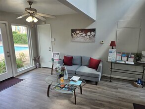 Building Photo - 13210 Old Richmond Rd