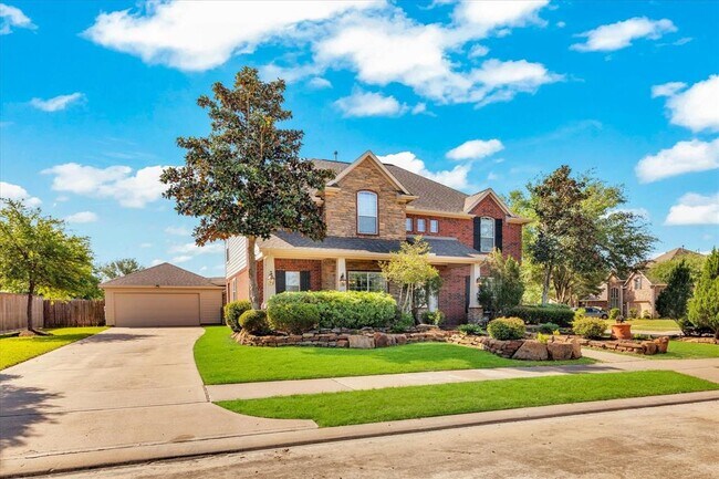 Building Photo - 10102 Oak Motte Dr