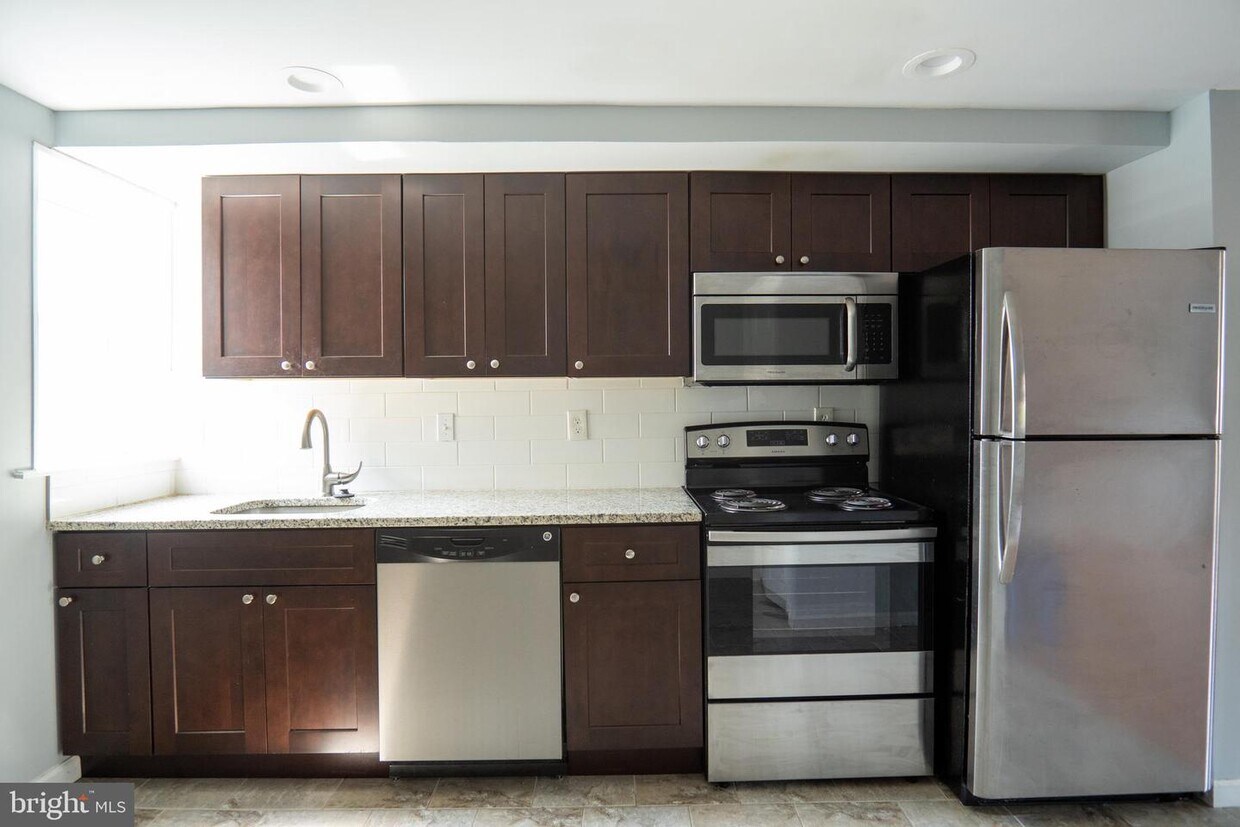 Foto principal - 1629 S 10th St