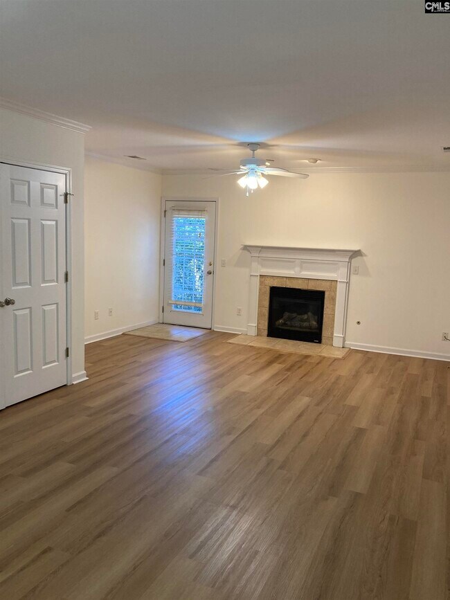 Foto del edificio - 1033 Deerwood St
