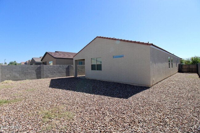 Building Photo - 332 Pelipa Dr