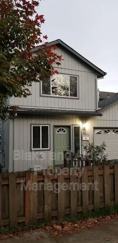 Building Photo - 7012 SE 72nd Ave