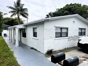 Building Photo - 2226 Cody St