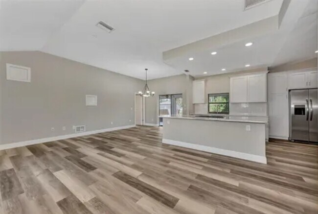 Foto del edificio - 17423 Terry Ave