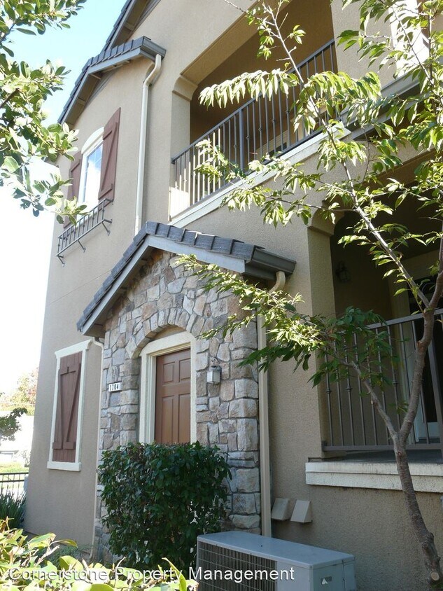 Primary Photo - 2 br, 2 bath House - 1704 Lorient Terrace