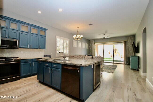 Foto del edificio - 2324 W Apache Rain Rd