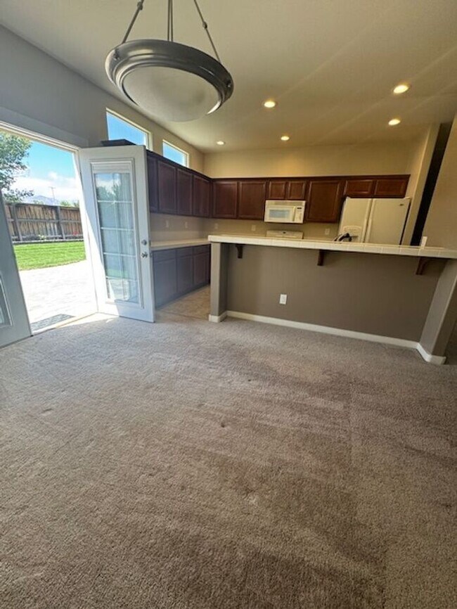 Foto del edificio - Home SWEET Home now available in Fernley!