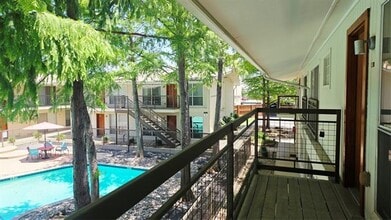 Building Photo - 4616 W Lovers Ln