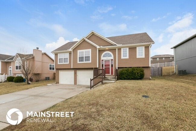 Foto del edificio - 423 Spring Branch Dr