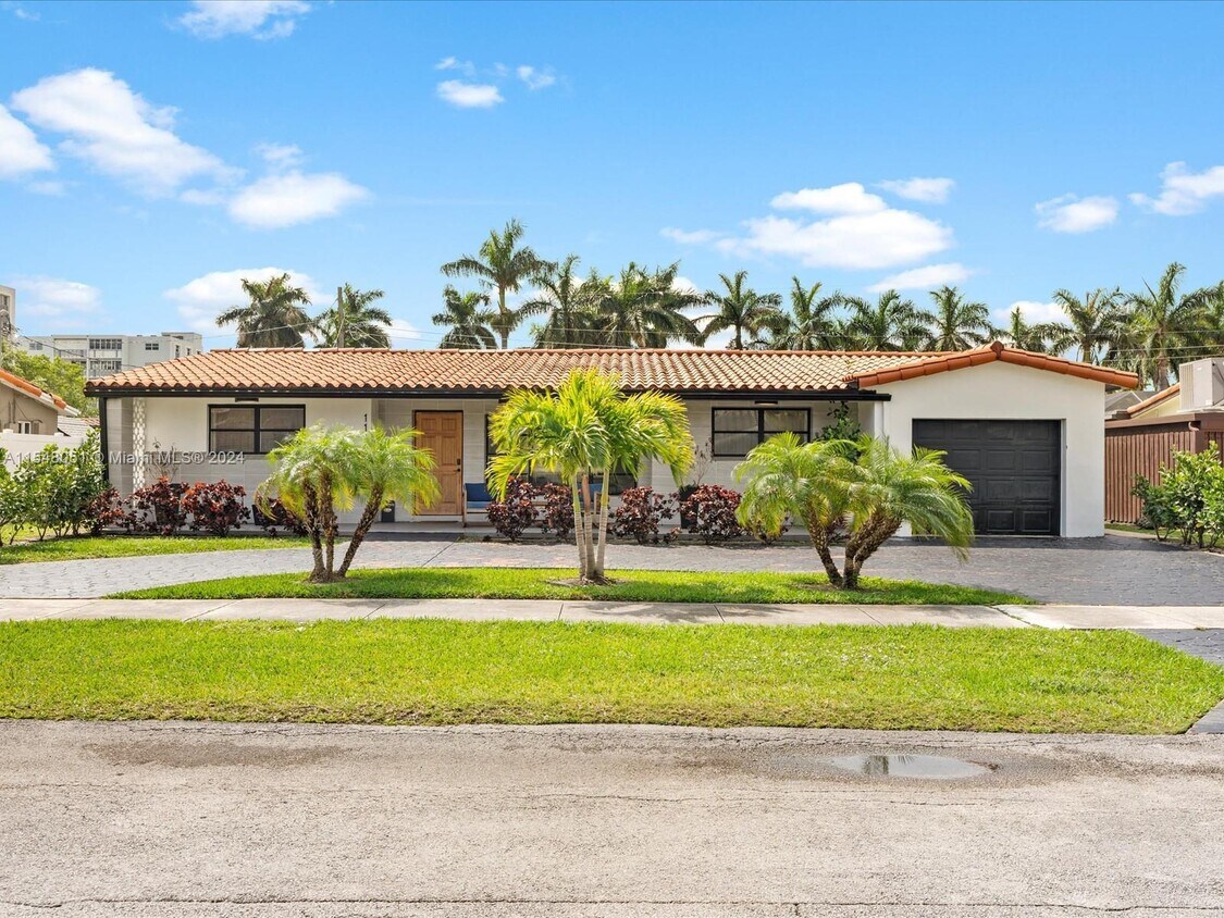 1116 NE 4th Ct., Hallandale Beach, FL 33009 House Rental in Hallandale Beach, FL