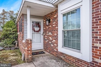 Building Photo - 2019 Easter Ave
