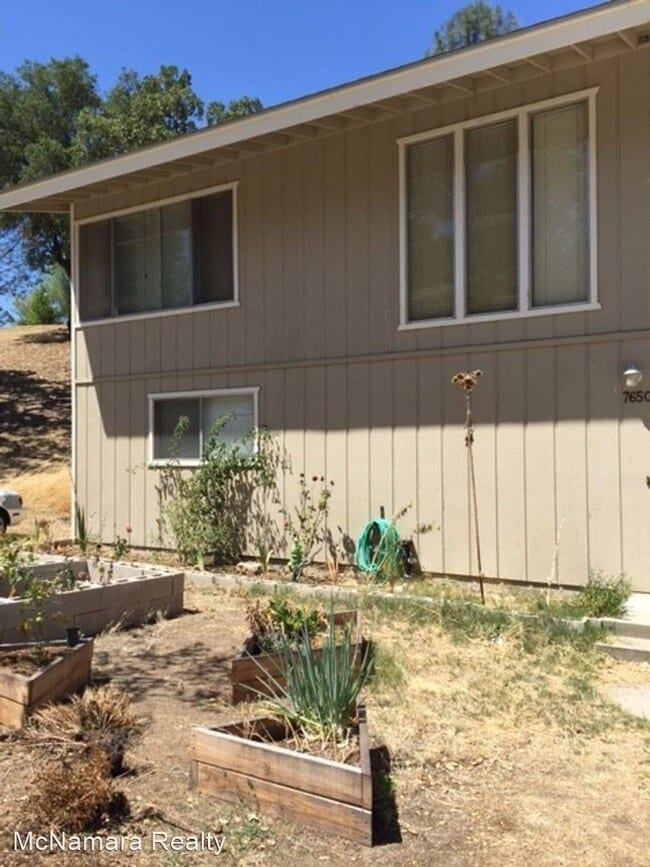 Building Photo - 4 br, 2 bath House - 7650 Cristobal Avenue