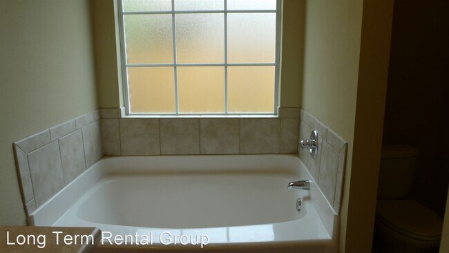 Building Photo - 3 br, 2 bath House - 1154 Crown Walk Drive
