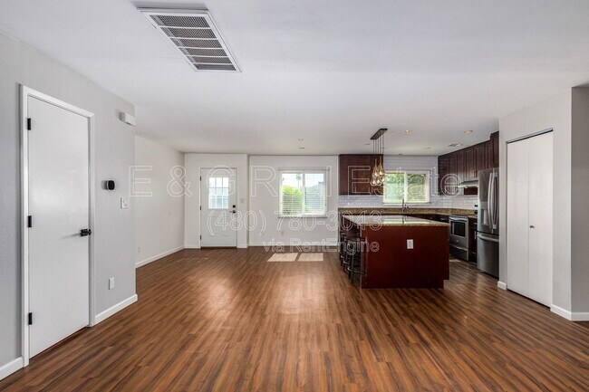 Foto del edificio - 4508 N 15th Ave