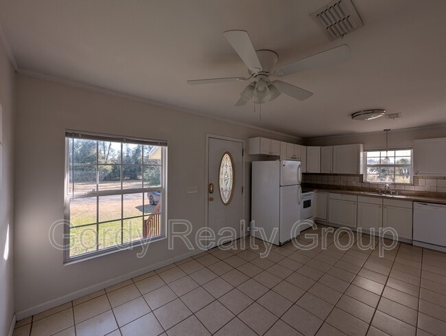 Foto del edificio - 3137 Redbud Ln