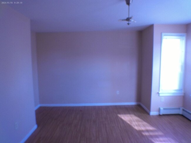 Foto del edificio - 13 Armstrong Pl