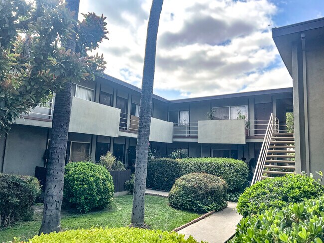 Courtyard - Malden Apartments