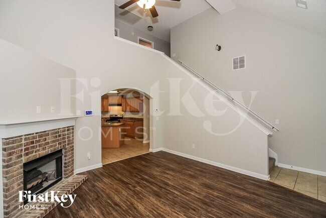 Building Photo - 4785 Buttermilk Dr