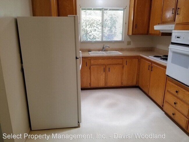 Foto del edificio - 3 br, 2 bath House - 2312 Temple Dr