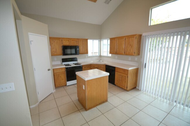 Foto del edificio - 9159 Bungalow Way